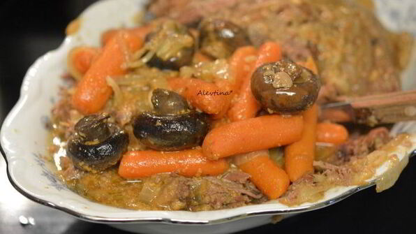 жаркое из говядины с грибами