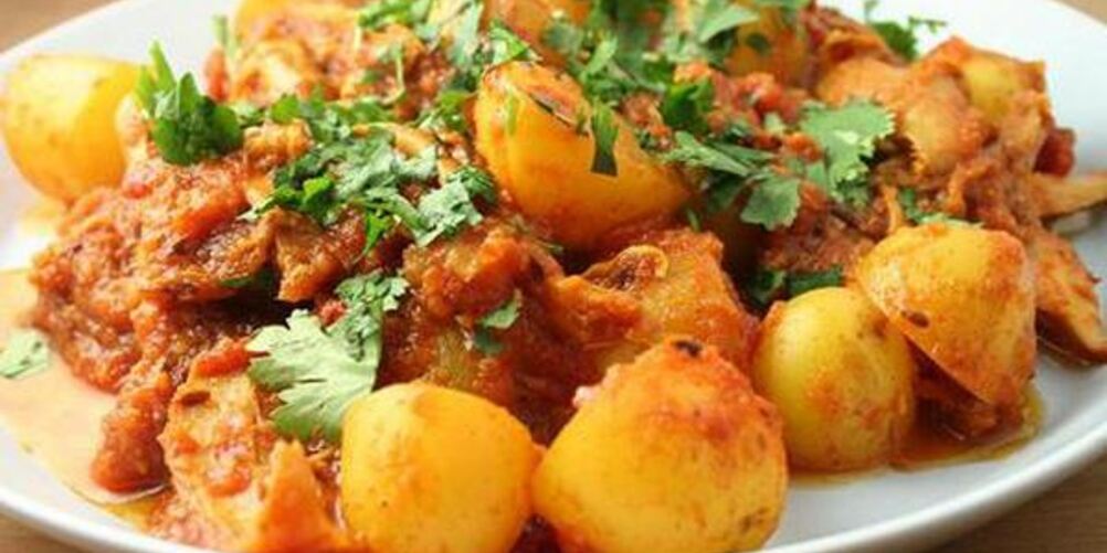 Рецепт жаркого с овощами и курицей по-домашнему