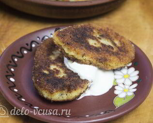 Картофельные зразы с грибами и сыром