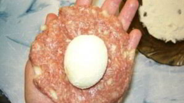 зразы с целым яйцом