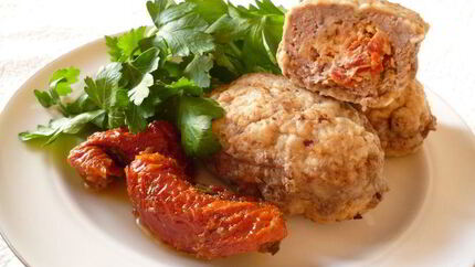 Зразы с вялеными помидорами