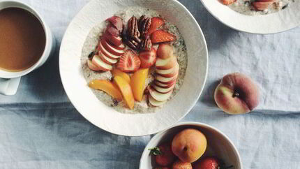 Детская каша с фруктами