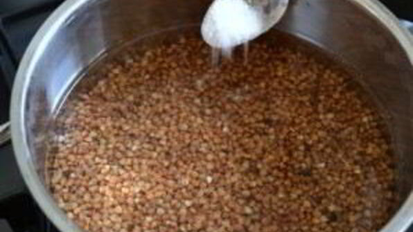 гречка с сосисками