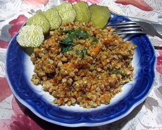 Тушеная гречневая каша с тыквой