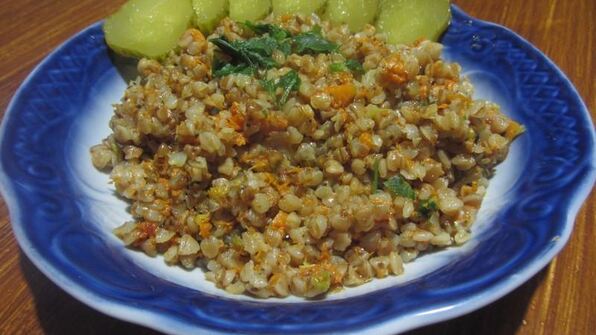 тушеная гречневая каша с тыквой