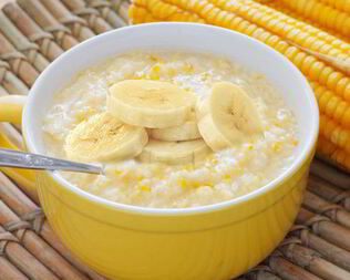 Кукурузная каша на молоке