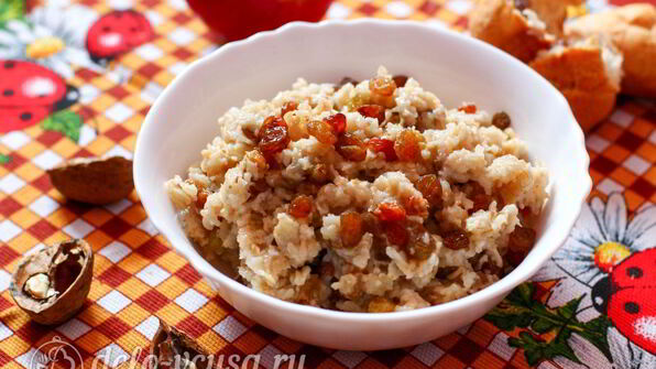 овсяная каша с изюмом