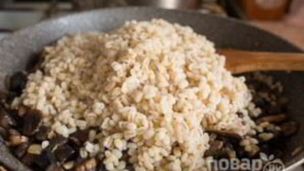 перловая каша с грибами