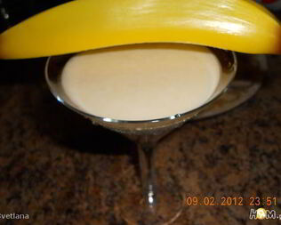 Банановый коктейль