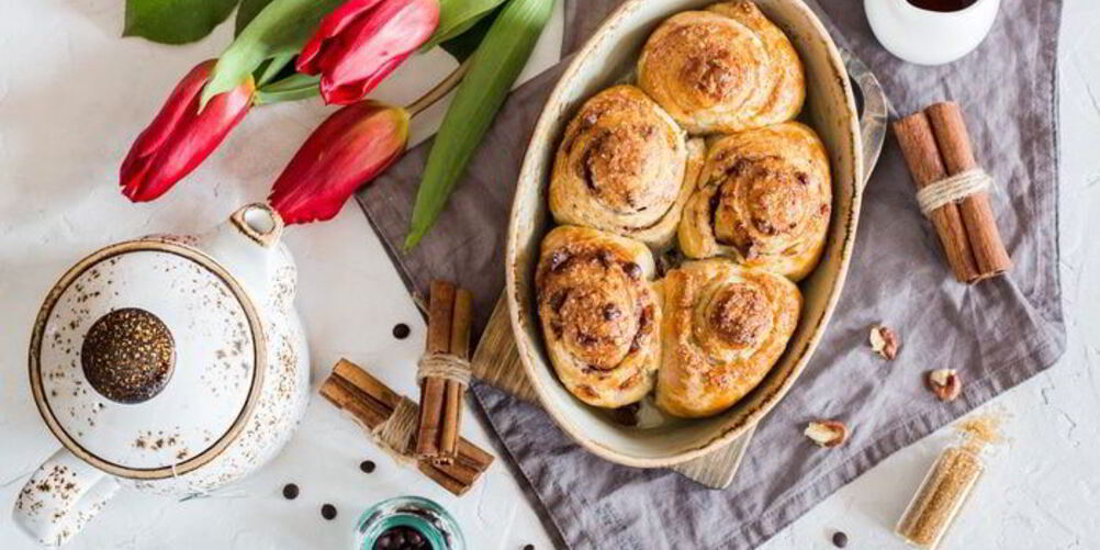 Рецепт булочек с пеканом в кленовом сиропе