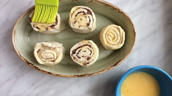 булочки с пеканом в кленовом сиропе