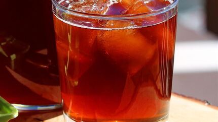 Холодный чай с лимоном