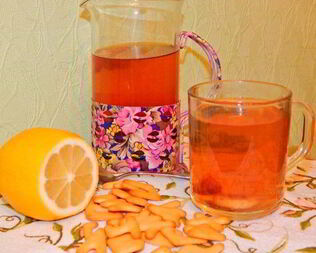 Зеленый чай с клубникой и бананом