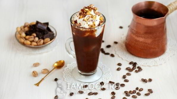 кофе с мороженым