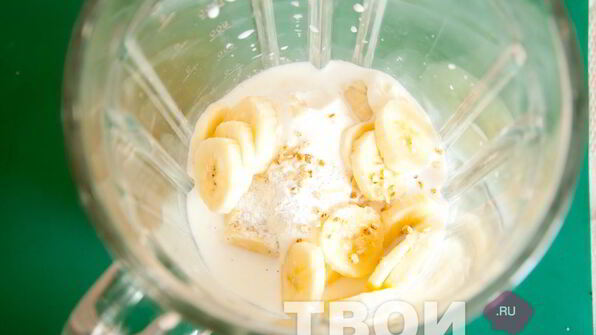 коктейль с бананом