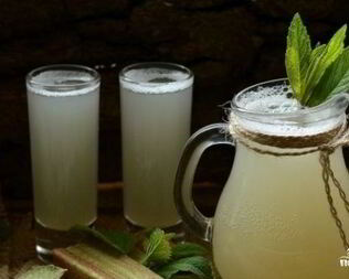 Квас из ревеня