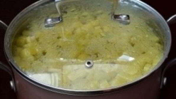 квас из ревеня