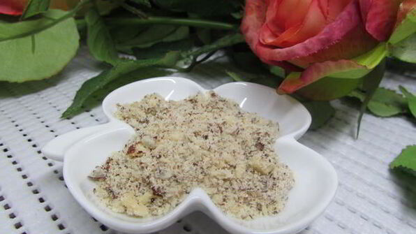 апельсиново-банановый смузи с миндалем