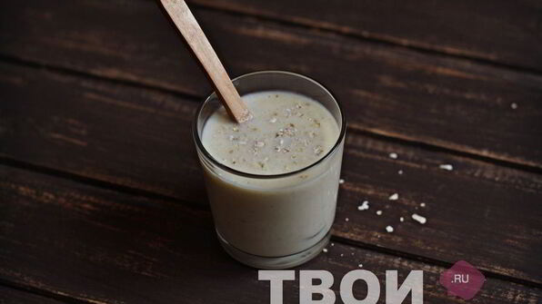 бананово-овсяной смузи