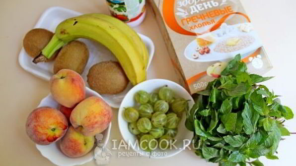 фруктовый смузи с гречневыми хлопьями