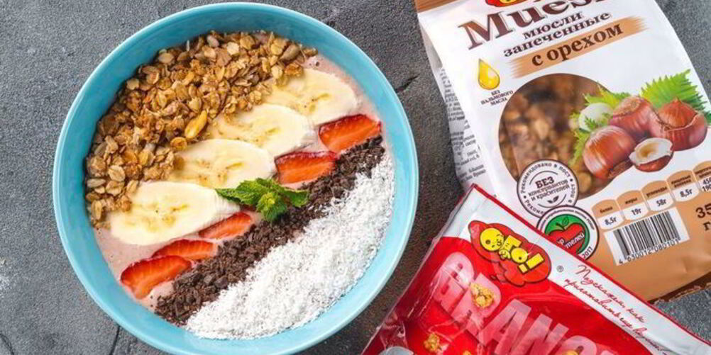 Рецепт клубничного смузи-боул