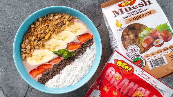 клубничный смузи-боул