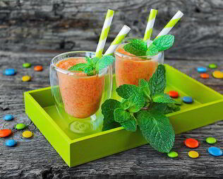 Морковный смузи с маракуйей