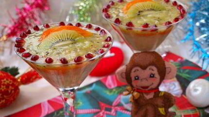 Праздничный фруктовый смузи