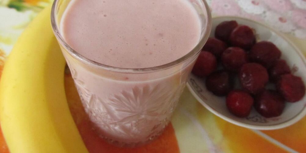 Рецепт смузей бананово-вишневый