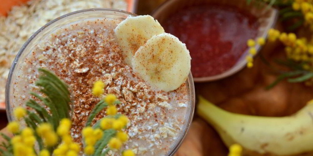 Рецепт смузей из банана и земляники