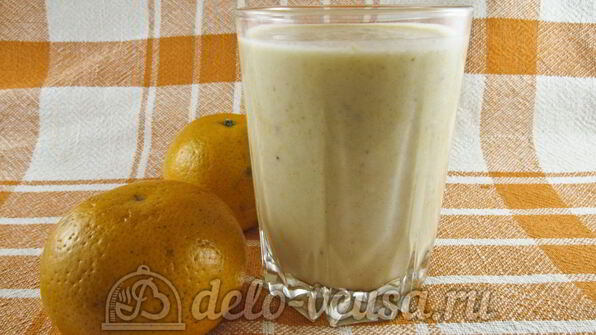 смузи на кефире с бананом и мандарином