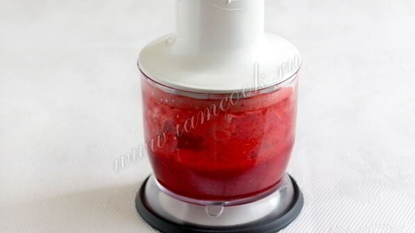 ягодный коктейль с мятой