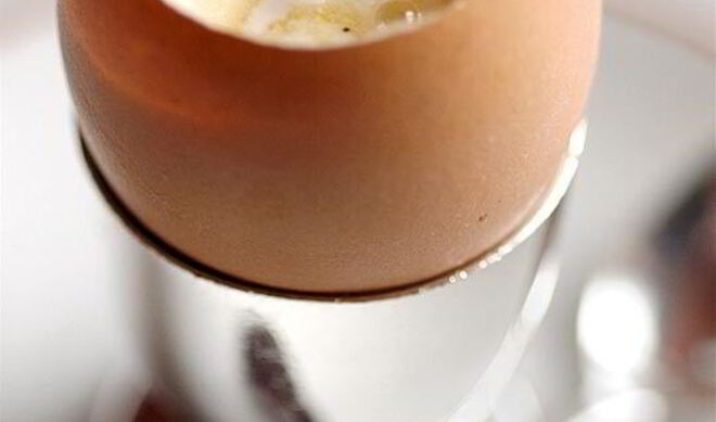 Яйцо с кленовым сиропом и хересным уксусом