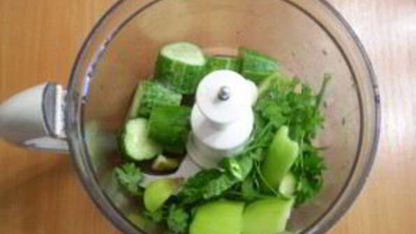 зеленый коктейль для сыроедов