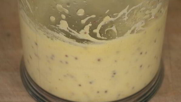 картофельный салат с авокадо и домашним майонезом