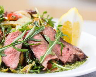 Картофельный салат с говядиной