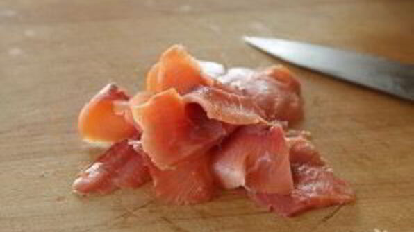 картофельный салат с копченой рыбой