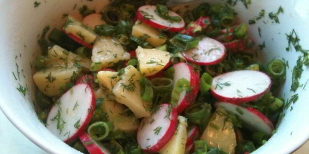 Рецепт картофельного салата с редисом