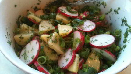 Картофельный салат с редисом