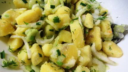 Картофельный салат с сельдереем