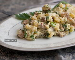 Картофельный салат с селедкой