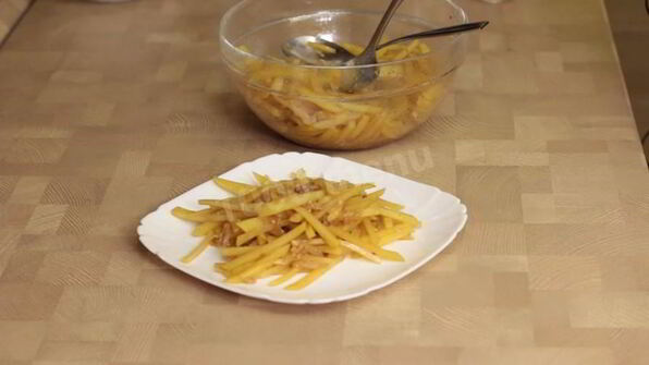 корейский картофельный салат камди ча