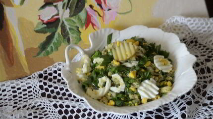 Салат с молодым картофелем и щавелем