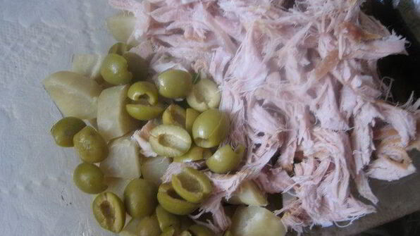 теплый картофельный салат с телятиной