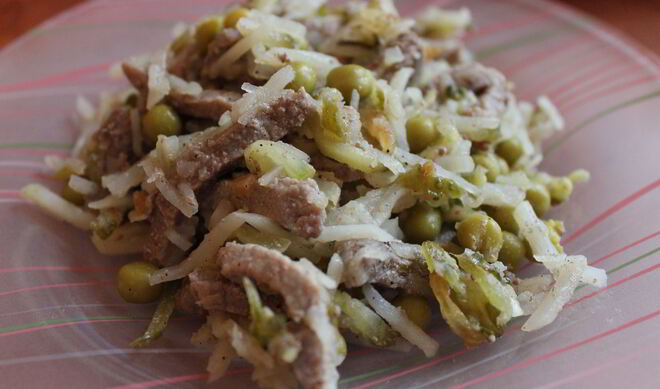 Мясной салат
