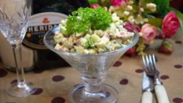 оливье классический с колбасой