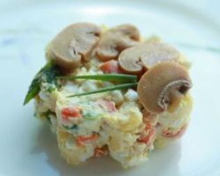 Оливье с грибами