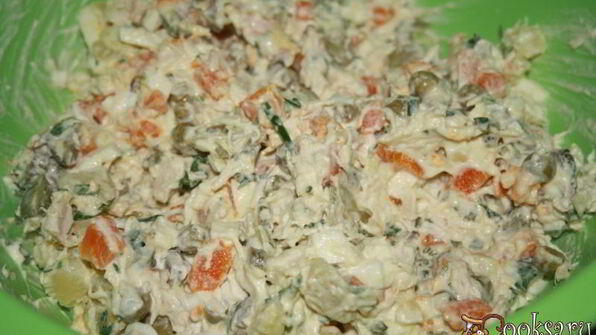 оливье с куриной грудкой