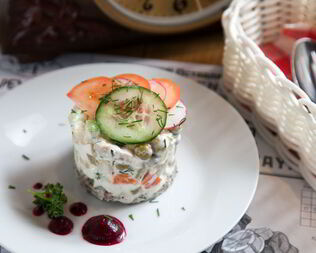 Оливье с курицей