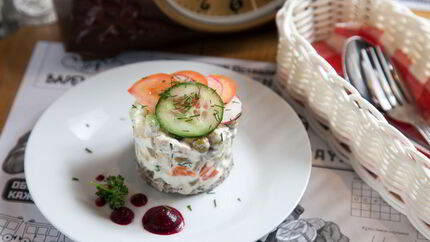 Оливье с курицей